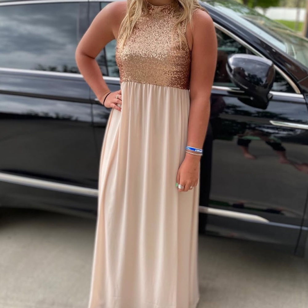 Elegant Gold and Cream Women's Dress